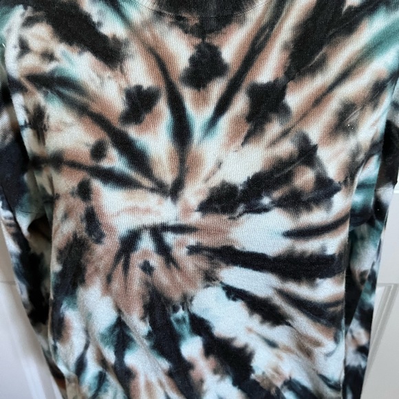 Volcom tye dye sweater - Picture 5 of 8